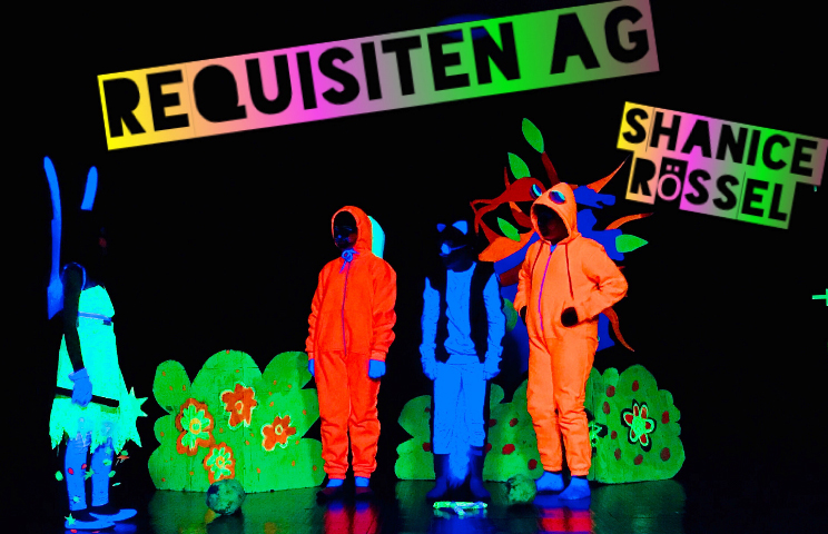 Schwarzlichttheater "Requisite"