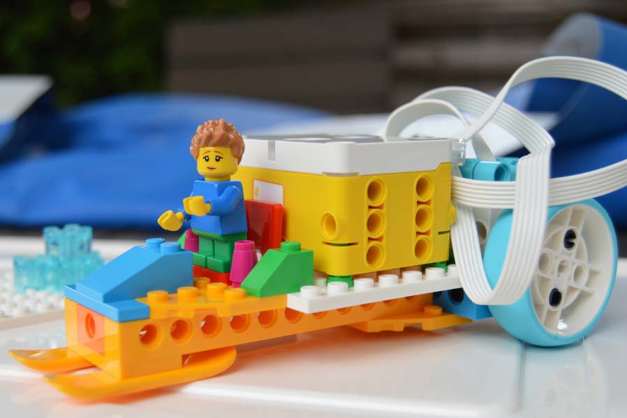 FORSCHER-FREUNDE CLEVER CODING MIT LEGO SPIKE ESSENTIAL